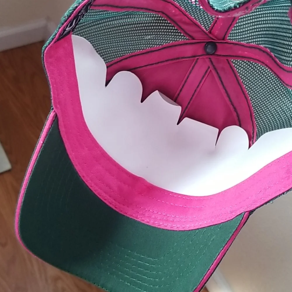 GWG hat girls‎ with guns New